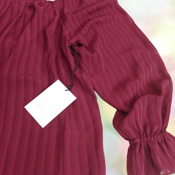 Lini beautiful blouse top women L $198 - Picture 2 of 3